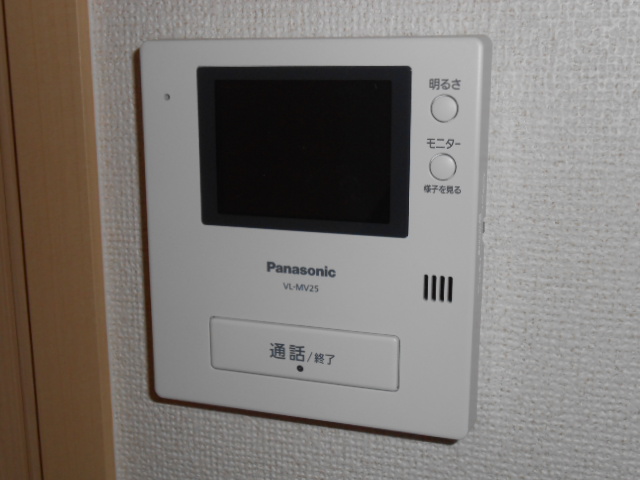 セキュリティ　カラーＴＶモニター付インターホン完備