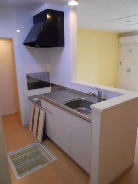 キッチン　対面（カウンター）キッチン・床下収納庫・バントリー完備