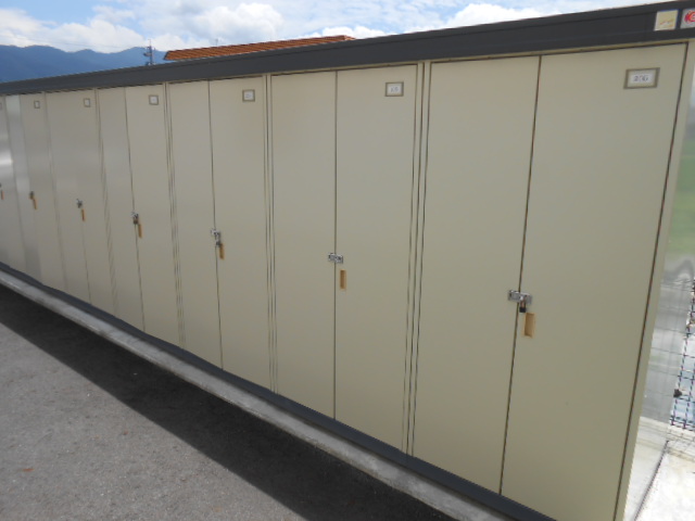 その他設備　各戸個別の屋外物置完備（冬用タイヤ等収納可能）