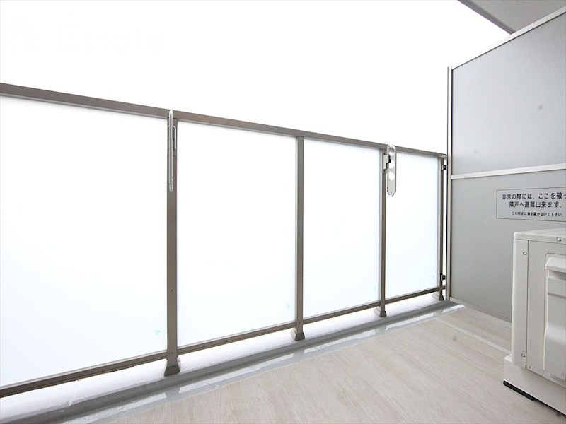 バルコニー　バルコニー