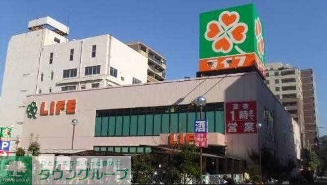 スーパー　ライフ大森中店（スーパー）まで493m