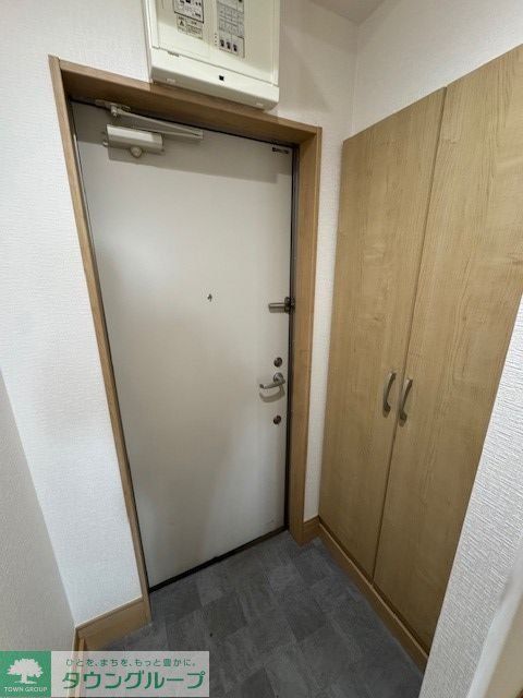 玄関　お問合せはタウンハウジングまで！※現地待合わせ相談可能