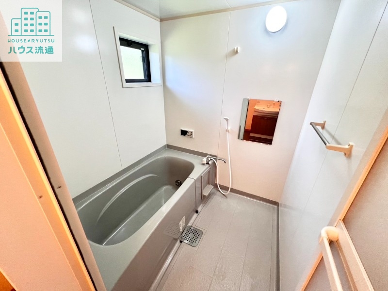 バス・シャワールーム　※別号室（同間取）のお写真です