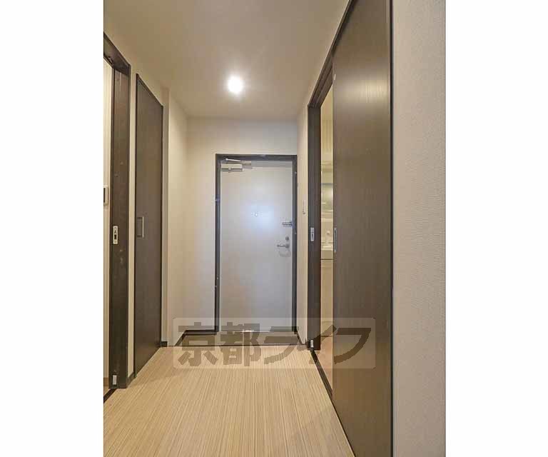 その他部屋・スペース　かなり広い廊下です。