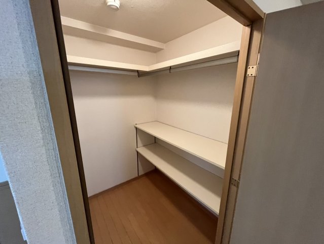 収納　セレス大須