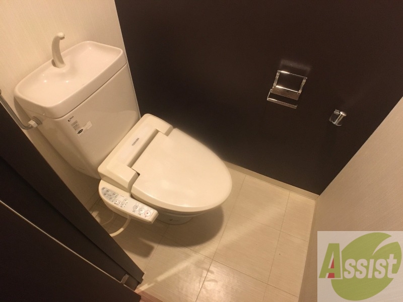 トイレ　ウォシュレット機能がついたトイレ。安心して使用できますね。