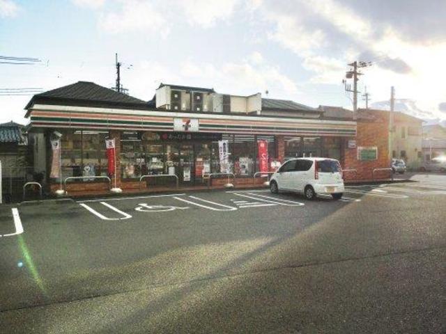 コンビニ　セブンイレブン和歌山木ノ本店（コンビニ）まで579m