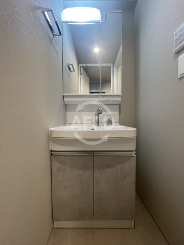 洗面設備　WORVE大阪本町　独立洗面台