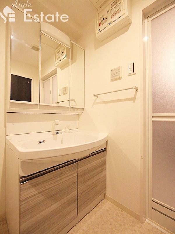 洗面設備　独立洗面台