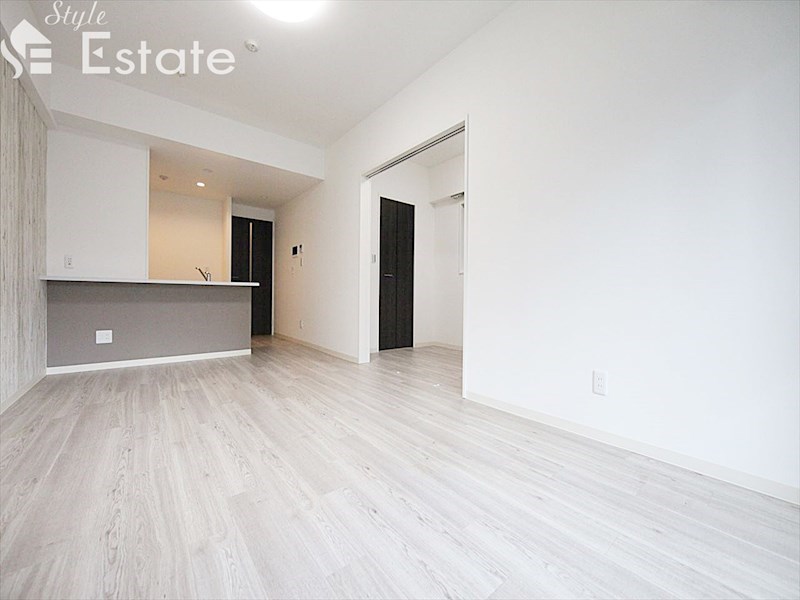 居室・リビング　内装