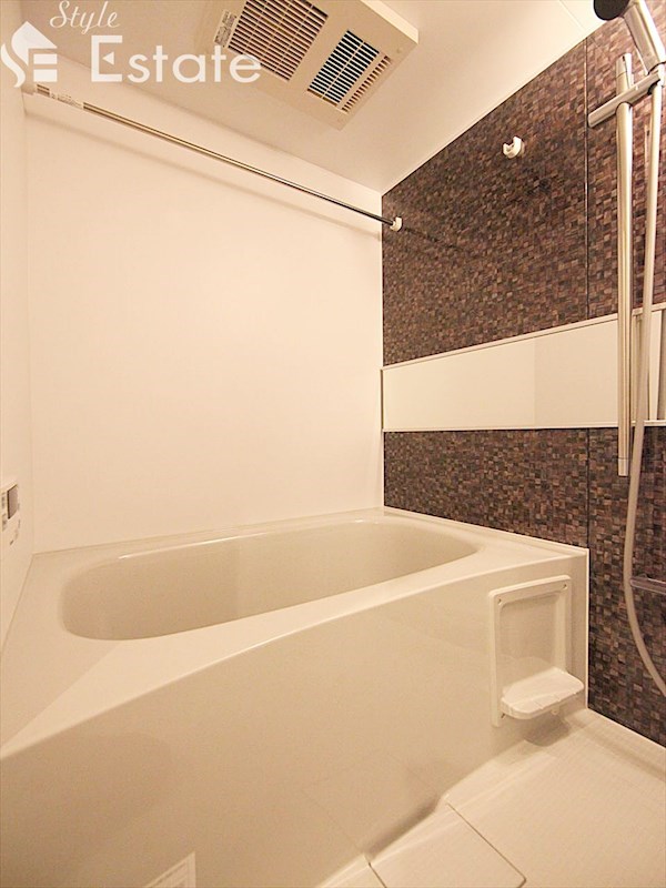 バス・シャワールーム　バスルーム