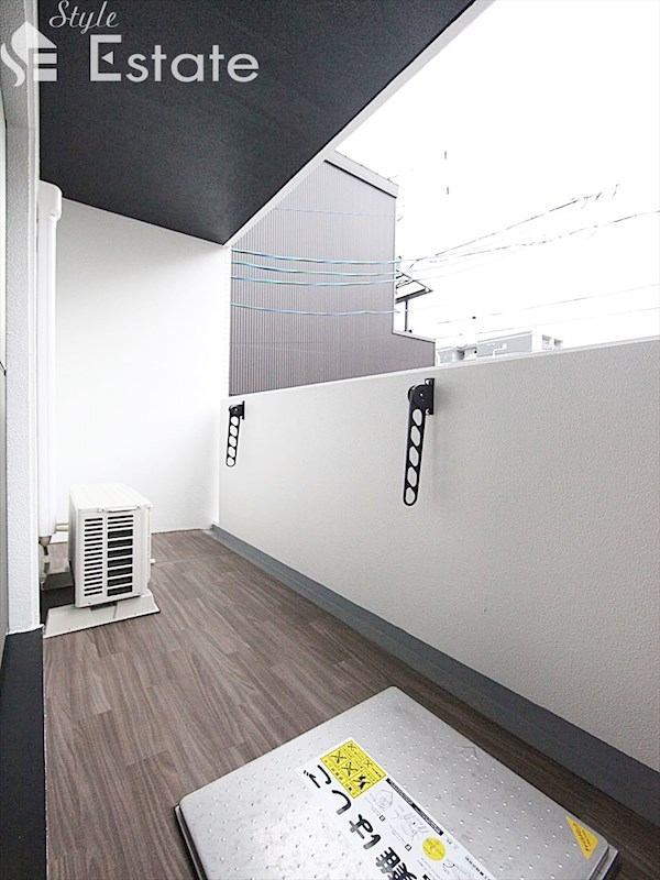 バルコニー　バルコニー