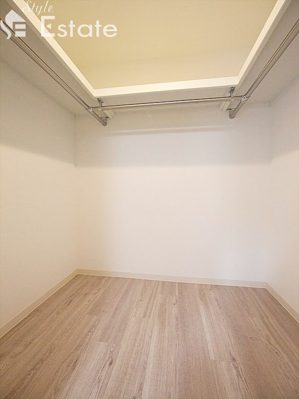 収納　ウォークインクローゼット