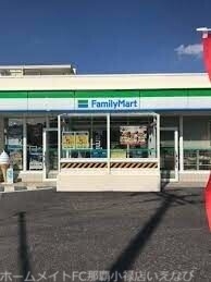 コンビニ　ファミリーマート糸満ロータリー店（コンビニ）まで40m