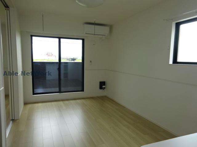 居室・リビング　同型モデル