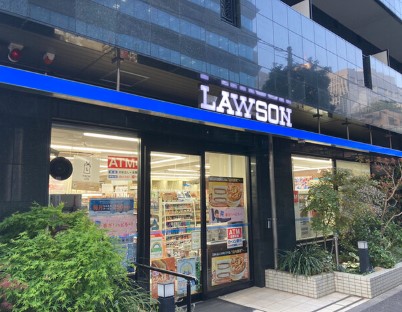コンビニ　ローソン三田一丁目店（コンビニ）まで140m