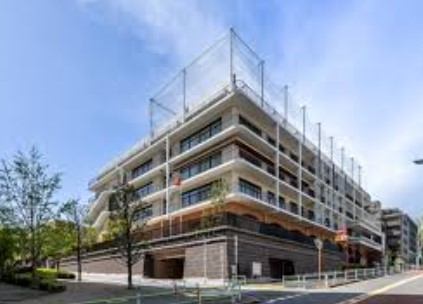 小学校　港区立赤羽小学校（小学校）まで460m