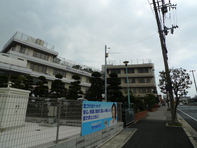 病院　岡本クリニック（病院）まで732m