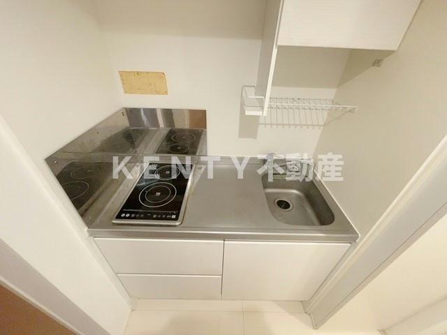 キッチン　コンパクトなキッチンで掃除もラクラク