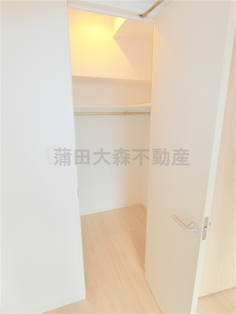 収納　収納　ウォークインクローゼット