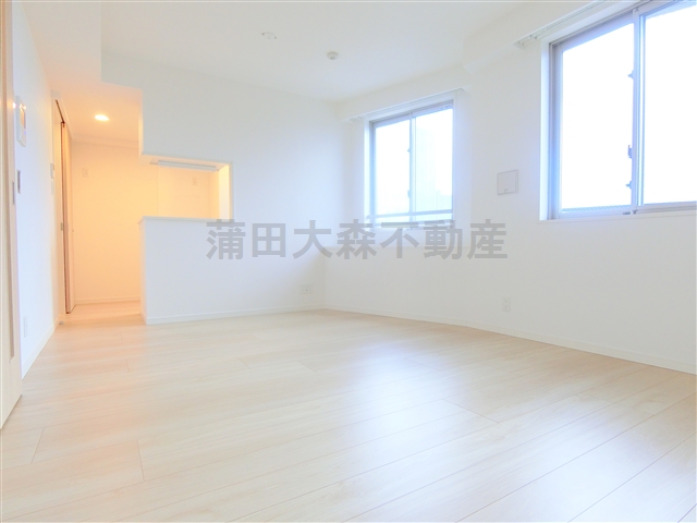 居室・リビング　LDK11.7帖　リビング床暖房付