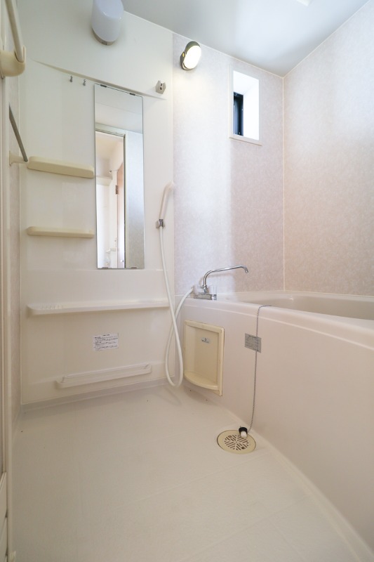 バス・シャワールーム　図面と現状に相違がある場合には現状を優先