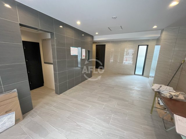 ロビー　ワールドアイ大阪城EASTII　ロビー