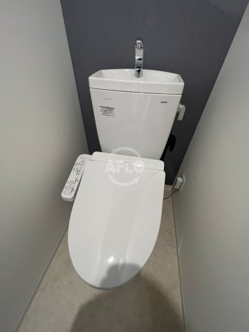 トイレ　ワールドアイ大阪城EASTII　トイレ