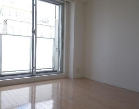 居室・リビング　別号室参考写真