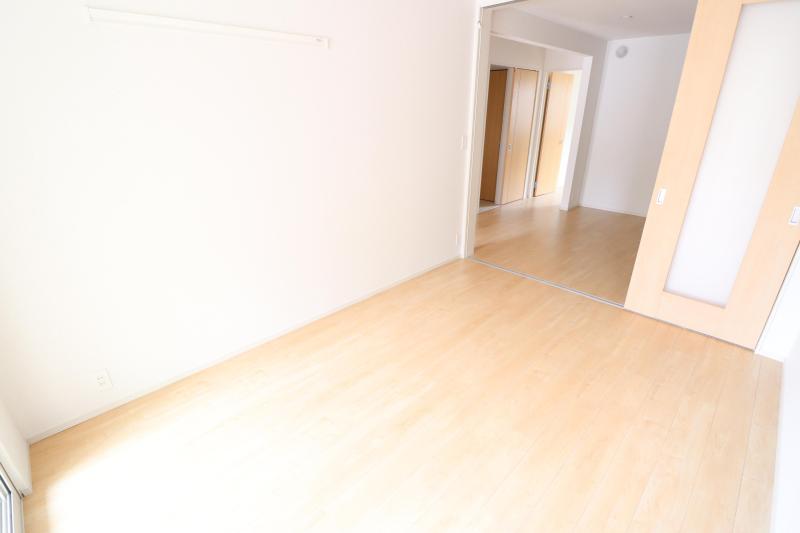 その他部屋・スペース　サンルーム側洋室6帖