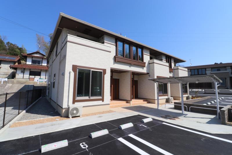 建物外観　アザリーメゾン壱番館　建物外観