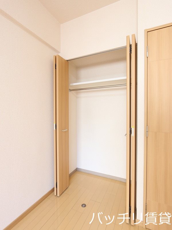 収納　別号室タイプの為、現状を優先いたします