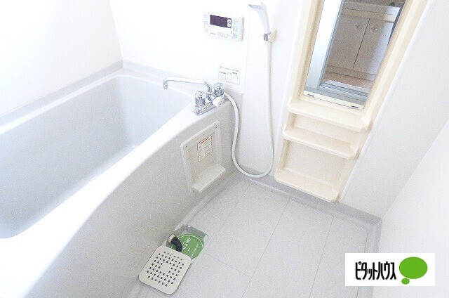 バス・シャワールーム　他のお部屋のお写真です