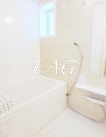 バス・シャワールーム　お風呂です。