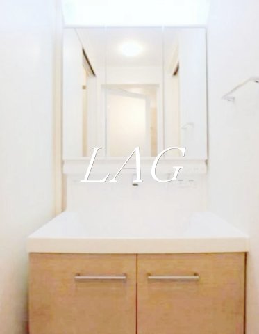 洗面設備　独立洗面台です。