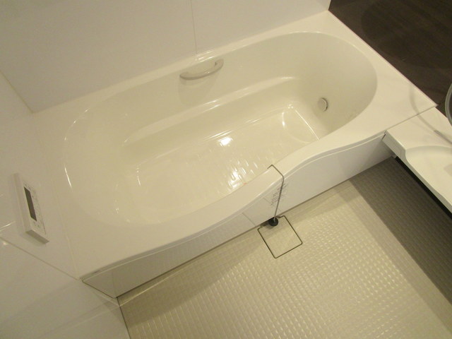 バス・シャワールーム　★一坪バスルーム★追焚付浴室乾燥機★