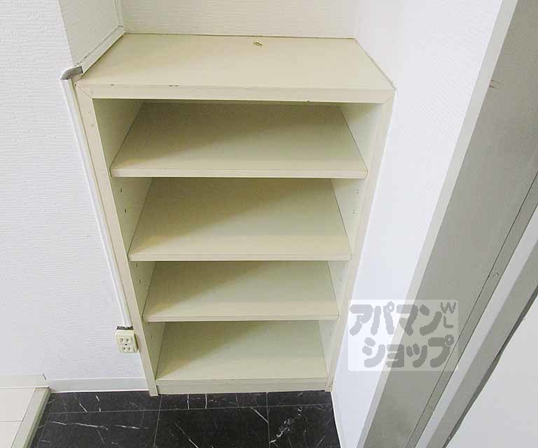 収納　２０６号室の写真です。