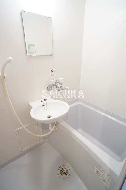 バス・シャワールーム　清潔感のある快適バスルーム♪