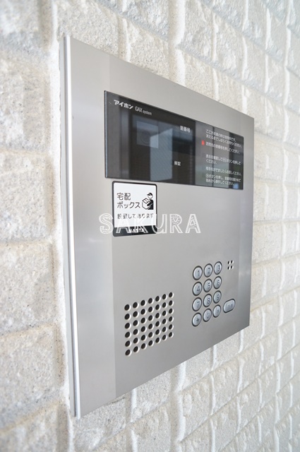 セキュリティ　女性の方でも安心のモニター付きオートロック♪