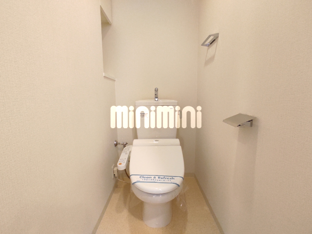 トイレ　ウォシュレット付き