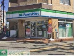 コンビニ　ファミリーマート九丁堀店（コンビニ）まで320m