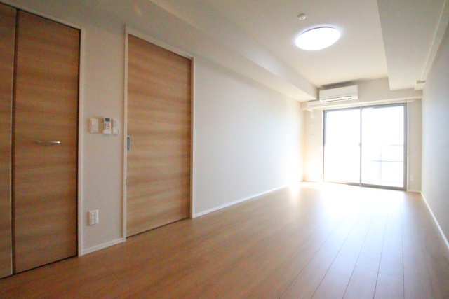 居室・リビング　※別室の参考写真の為、現況優先です。