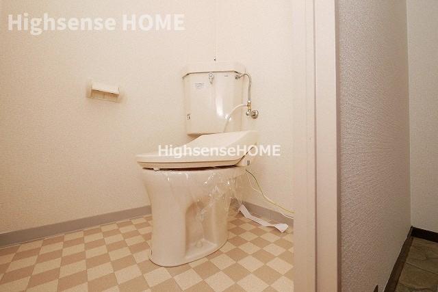 トイレ　落ち着いたトイレです