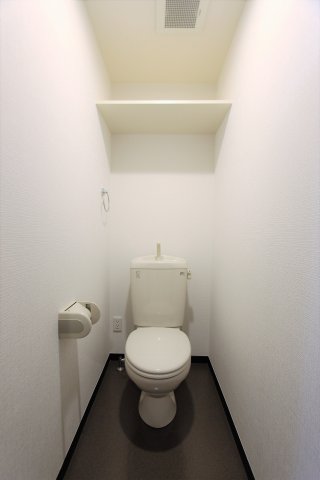 トイレ　参考写真です。現況優先。