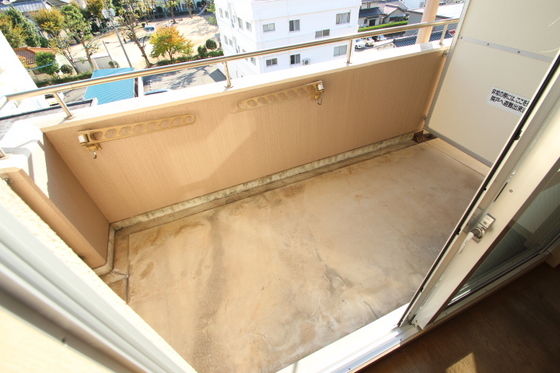 バルコニー　※別号室の参考写真になります