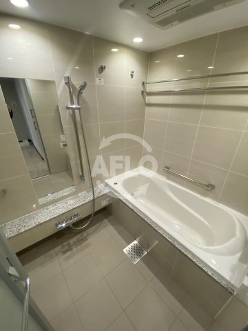 バス・シャワールーム　グランドメゾン上町台レジデンスタワー　浴室