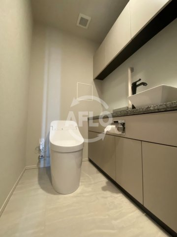 トイレ　グランドメゾン上町台レジデンスタワー　トイレ