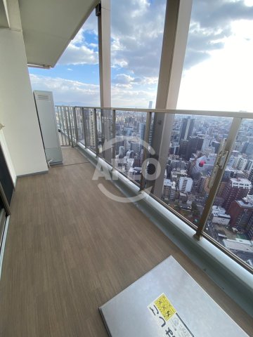 バルコニー　グランドメゾン上町台レジデンスタワー　バルコニー