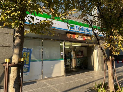 コンビニ　ファミリーマート 西本町なにわ筋店（コンビニ）まで107m