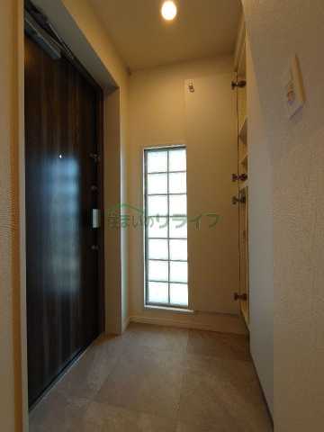 玄関　参考画像